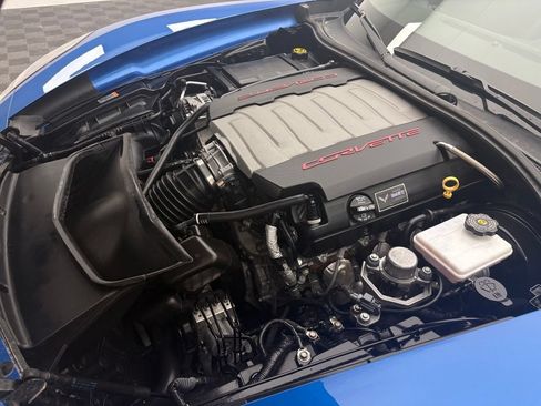 Used 2016 Chevrolet Corvette Stingray Coupe RWD image 18