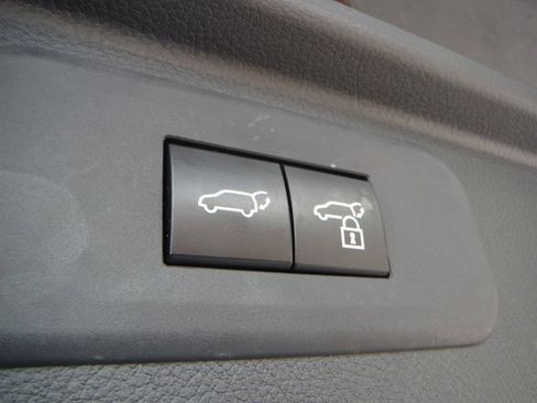 Used 2024 Toyota Grand Highlander AWD image 39