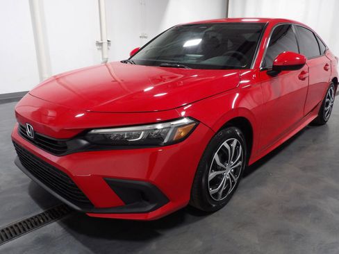 Used 2024 Honda Civic LX image 4