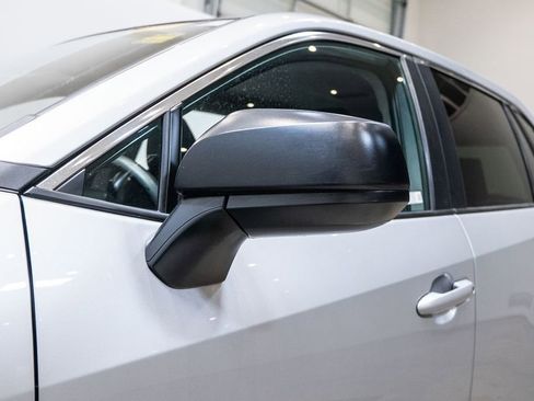 Used 2024 Toyota RAV4 LE image 9