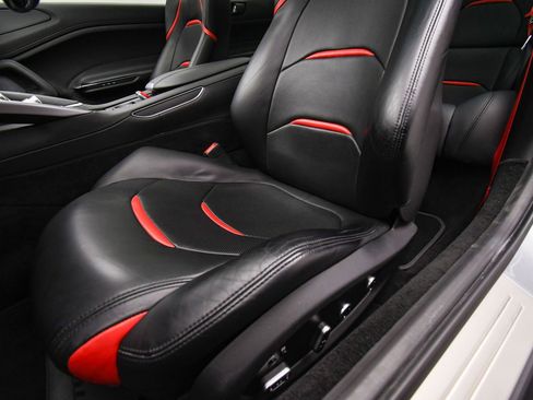 Used 2018 Ferrari GTC4Lusso T image 57