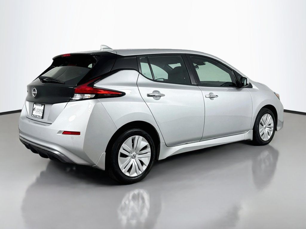 Used 2025 Nissan Leaf S FWD image 6