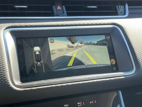 Used 2023 Land Rover Range Rover Evoque S image 15