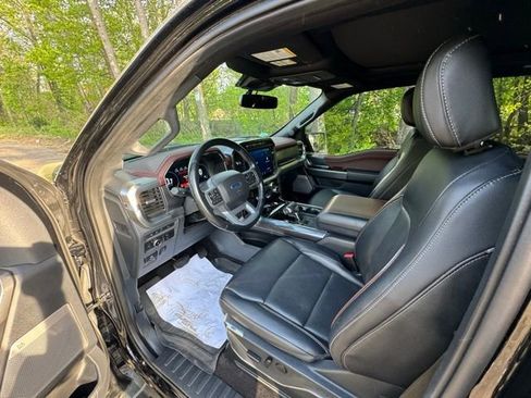 Used 2023 Ford F150 Lariat AWD/4WD image 9
