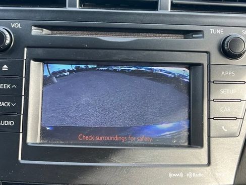 Used 2014 Toyota Prius V Three FWD image 11