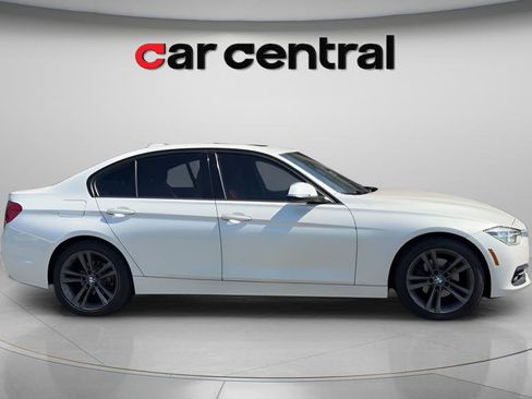 Used 2016 BMW 328i xDrive Sedan AWD/4WD image 6