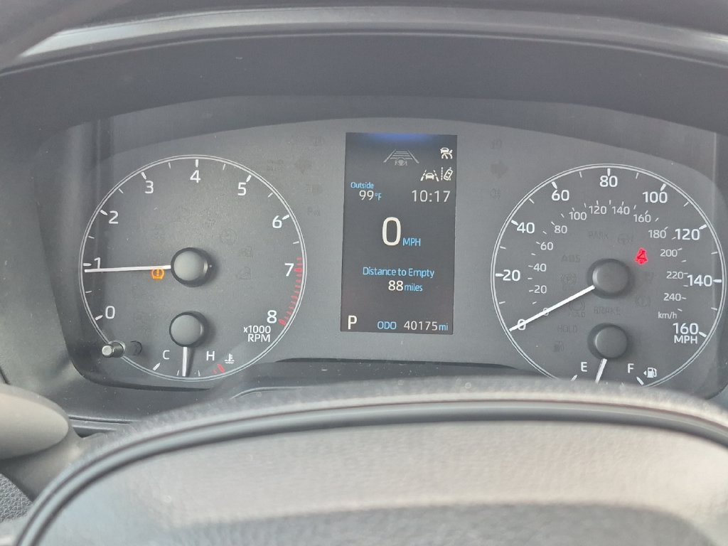 Used 2025 Toyota Corolla LE FWD image 24