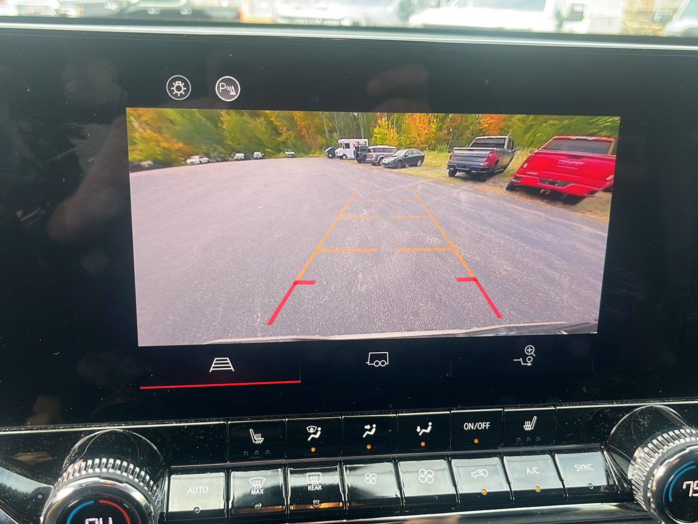 Used 2023 GMC Canyon Elevation w/ LPO, Sports Bar Package AWD/4WD image 16
