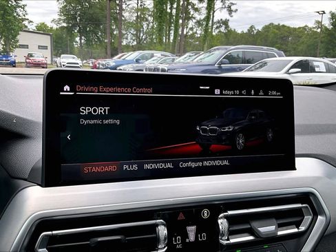 Certified 2025 BMW X4 xDrive30i AWD/4WD image 37