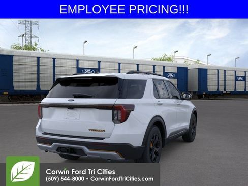 New 2026 Ford Explorer Tremor w/ Tremor Convenience Package AWD/4WD image 8