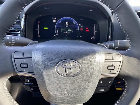 New 2026 Toyota Camry SE image 12