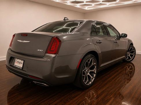 Used 2017 Chrysler 300 S w/ Safetytec Plus Group RWD image 7
