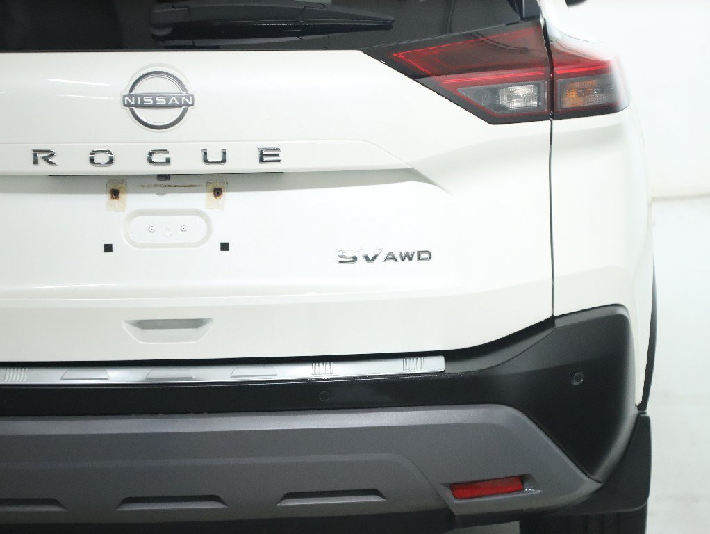 Used 2023 Nissan Rogue SV AWD/4WD image 45