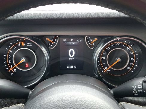 Used 2022 Jeep Wrangler Sport AWD/4WD image 21