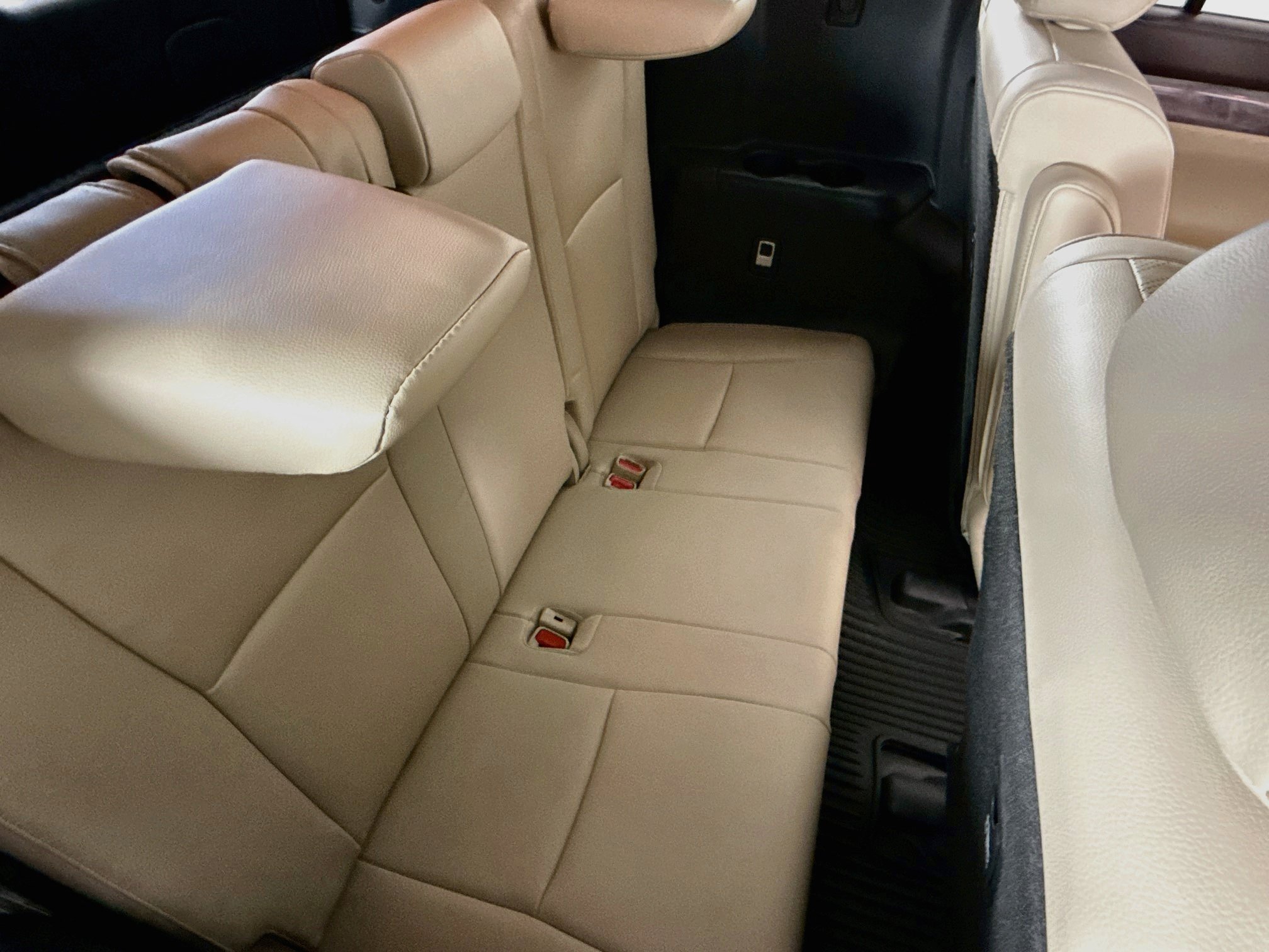 Used 2020 Toyota Highlander Platinum AWD/4WD image 26