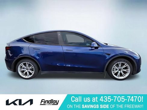 Used 2020 Tesla Model Y Long Range AWD/4WD image 3