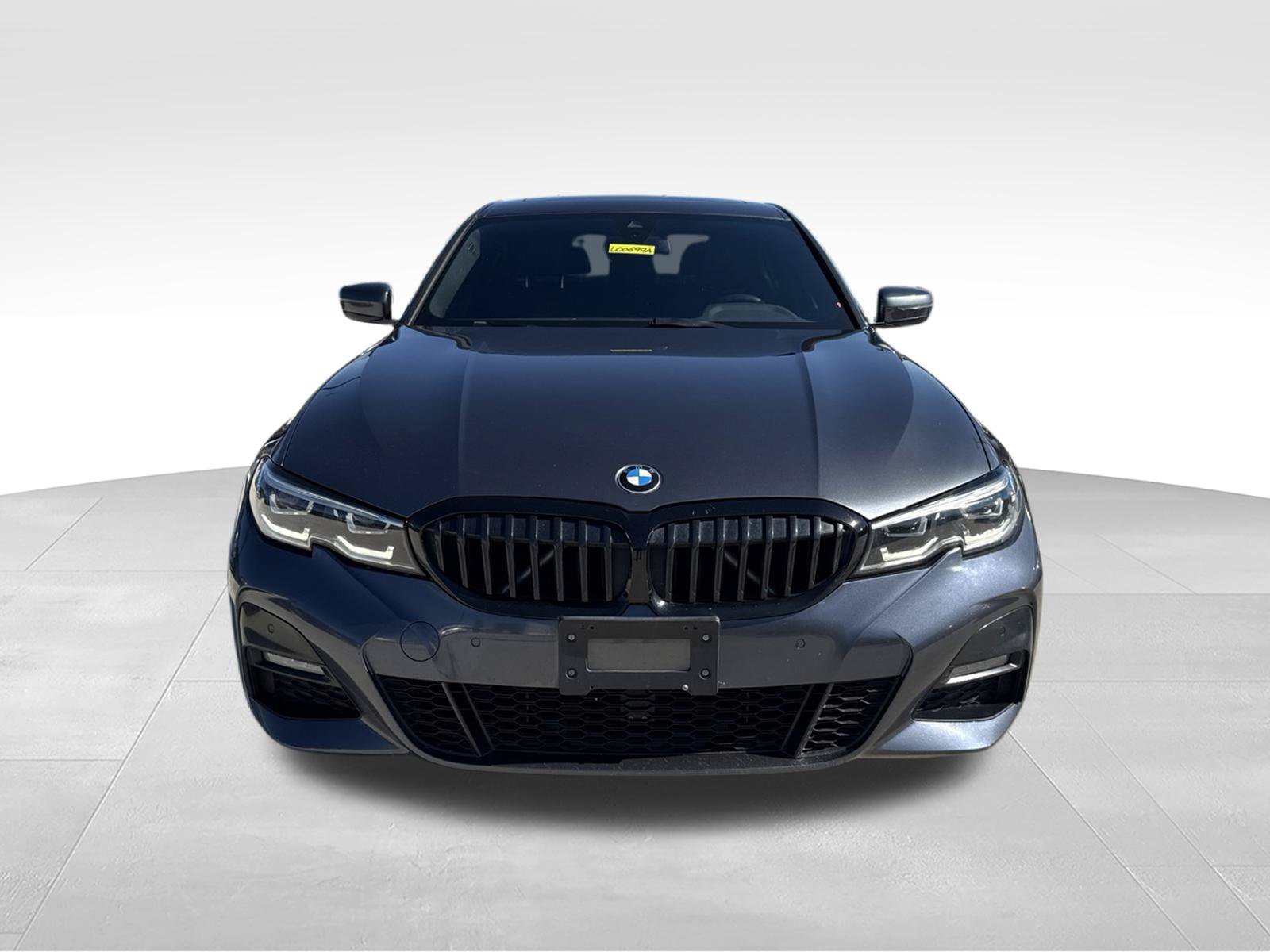 Used 2020 BMW 330i Sedan w/ M Sport Package RWD image 2
