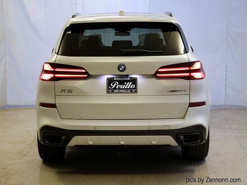 New 2026 BMW X5 xDrive50e w/ M Sport Package image 7