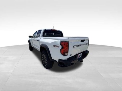 Certified 2025 Chevrolet Colorado Trail Boss AWD/4WD image 4