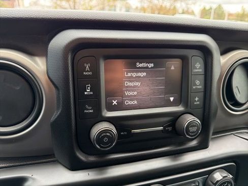 Used 2020 Jeep Wrangler Unlimited Sport S AWD/4WD image 24