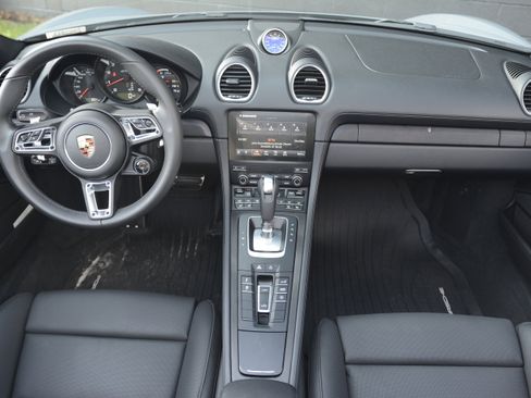 Certified 2024 Porsche 718 Boxster GTS RWD image 12