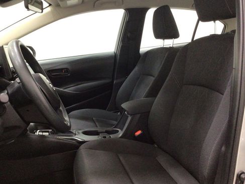 Used 2026 Toyota Corolla LE FWD image 9