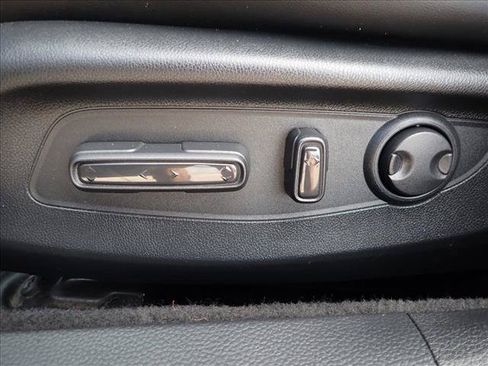 Used 2024 Honda Accord Touring image 11
