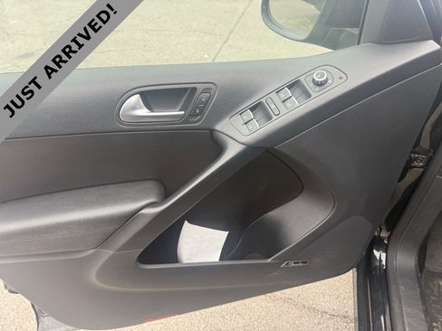 Used 2014 Volkswagen Tiguan R-Line image 14