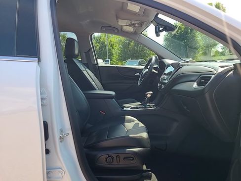 Used 2023 Chevrolet Equinox Premier AWD/4WD image 28