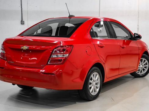 Used 2018 Chevrolet Sonic LT FWD image 8