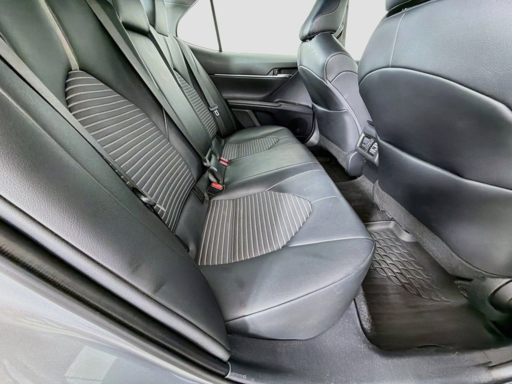 Used 2022 Toyota Camry SE w/ Audio Upgrade Package FWD image 25