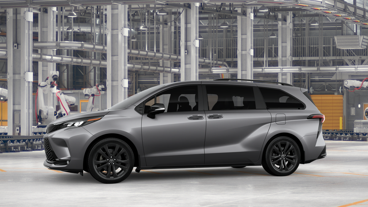 New 2026 Toyota Sienna XSE FWD image 5