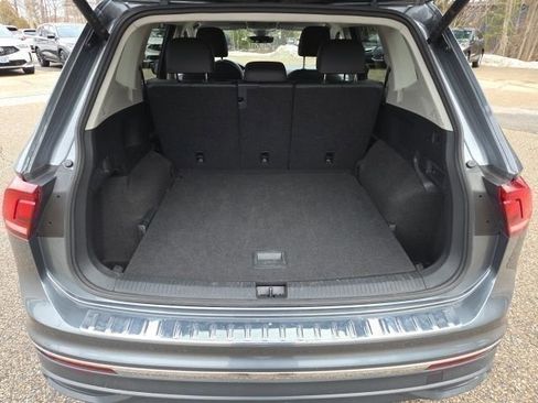 Used 2024 Volkswagen Tiguan Wolfsburg Edition image 14