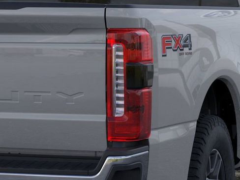 New 2026 Ford F350 Lariat w/ FX4 Off-Road Package image 21