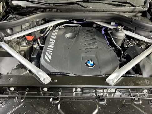 Used 2024 BMW X5 xDrive40i w/ Parking Assistance Package image 31