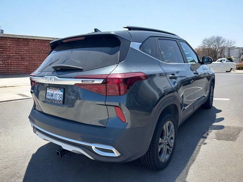 Used 2023 Kia Seltos S w/ Navigation Package FWD image 20