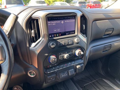 Used 2019 Chevrolet Silverado 1500 LT w/ All-Star Edition AWD/4WD image 21