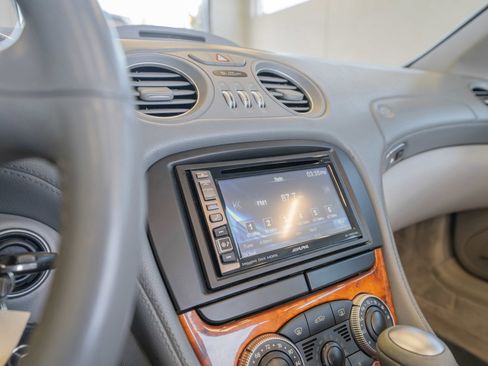 Used 2003 Mercedes-Benz SL 500 image 34