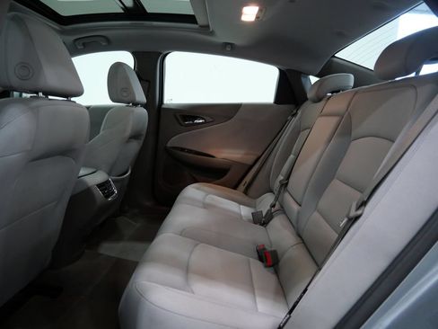 Used 2024 Chevrolet Malibu LT FWD image 24