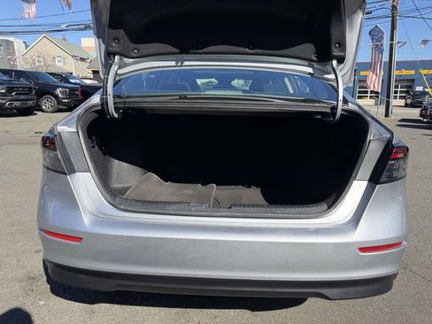 Used 2023 Honda Accord EX image 16