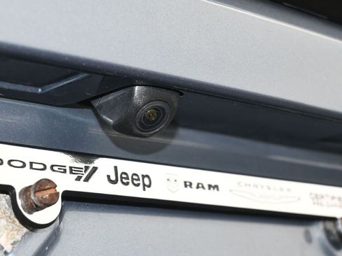 Used 2021 Toyota Corolla LE image 34