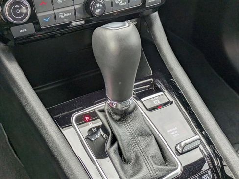 Used 2024 Jeep Compass Limited image 23