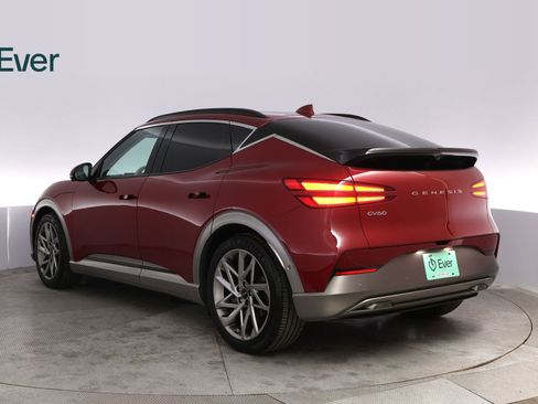 Used 2023 Genesis GV60 Advanced image 17