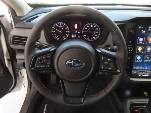 New 2025 Subaru Crosstrek 2.5i Limited w/ Crosstrek Mirror Package image 17