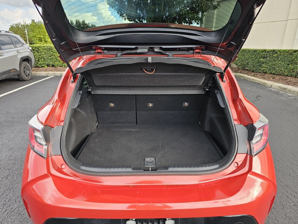 Used 2019 Toyota Corolla SE FWD image 9