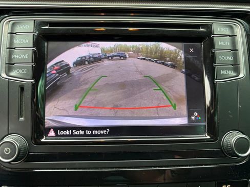 Used 2016 Volkswagen Passat 1.8T SE image 31