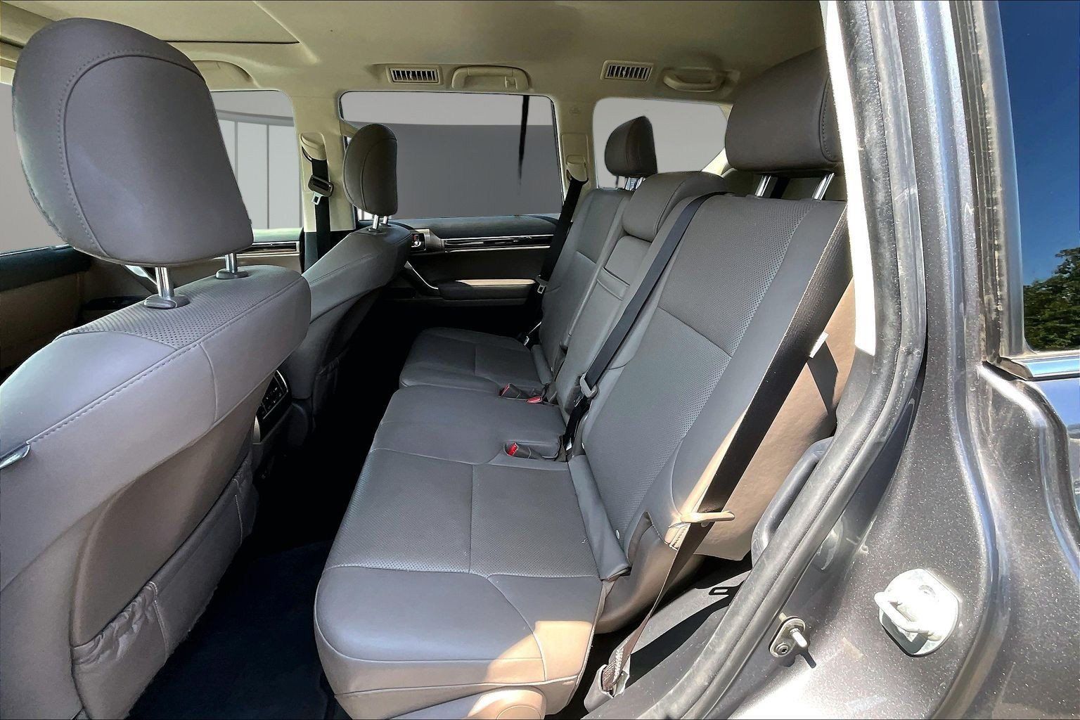 Used 2021 Lexus GX 460 Premium w/ Premium Plus Package AWD/4WD image 24