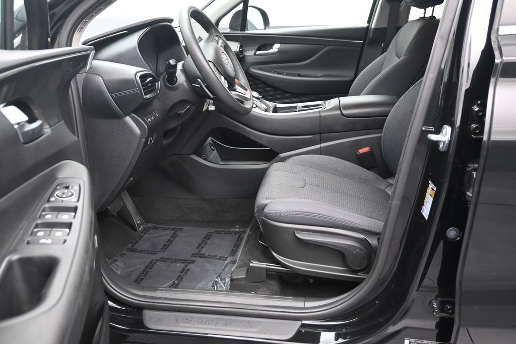 Used 2023 Hyundai Santa Fe SE FWD image 11
