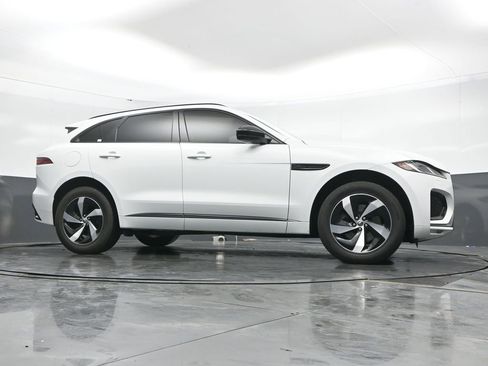 Used 2024 Jaguar F-PACE R-Dynamic S image 47