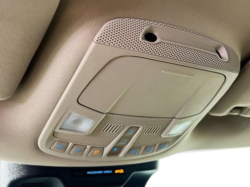 Used 2024 Ford Expedition Max Limited image 18